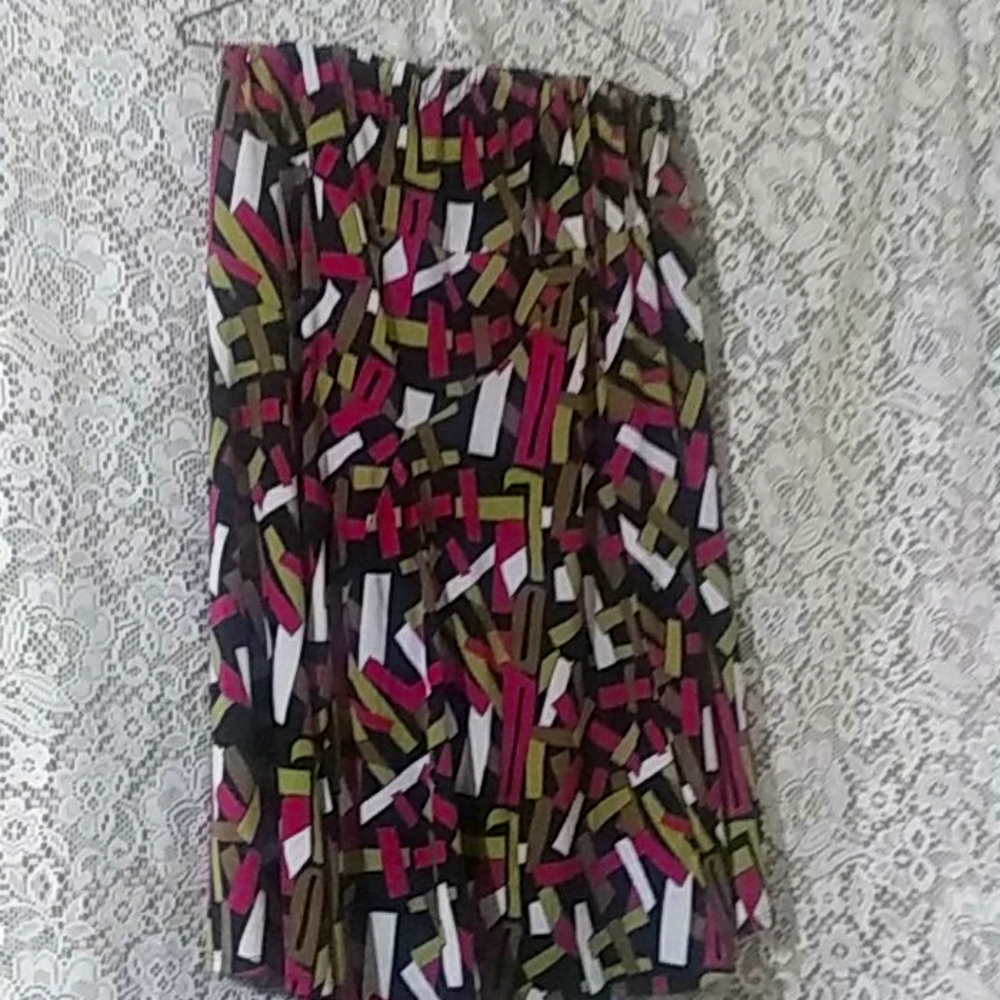 This a skirt that would look good on you